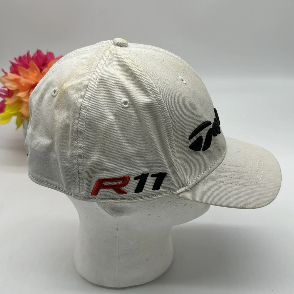 TaylorMade Penta White Baseball Golf Hat L/XL HT7570F